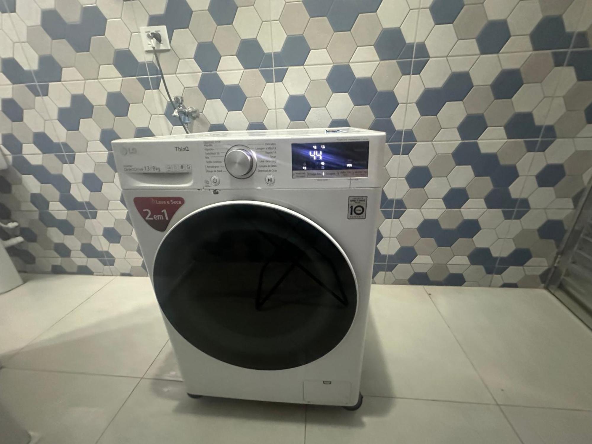 Triplex Piscina Churrasqueira Lava E Seca Wi-Fi E 2 Tvs Em Condominio Com 90M2 No Centro De Ubatuba Exteriör bild