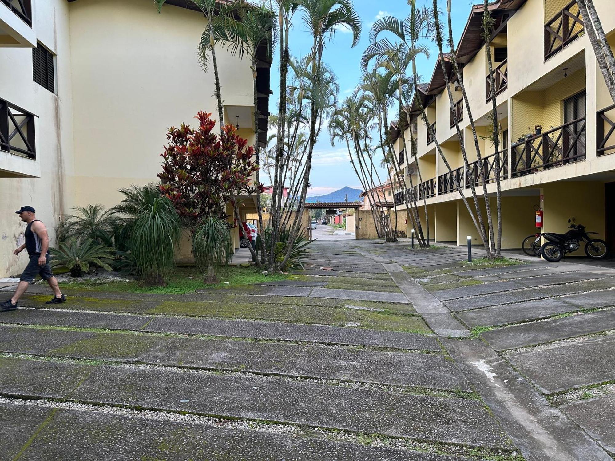 Triplex Piscina Churrasqueira Lava E Seca Wi-Fi E 2 Tvs Em Condominio Com 90M2 No Centro De Ubatuba Exteriör bild